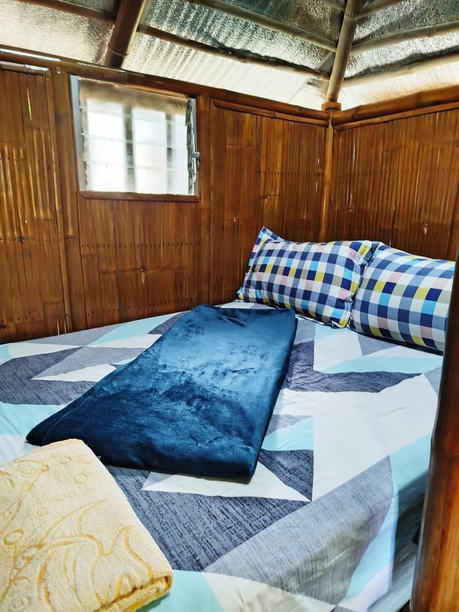 Rea'S Bamboo Resort Gabaldon Номер фото