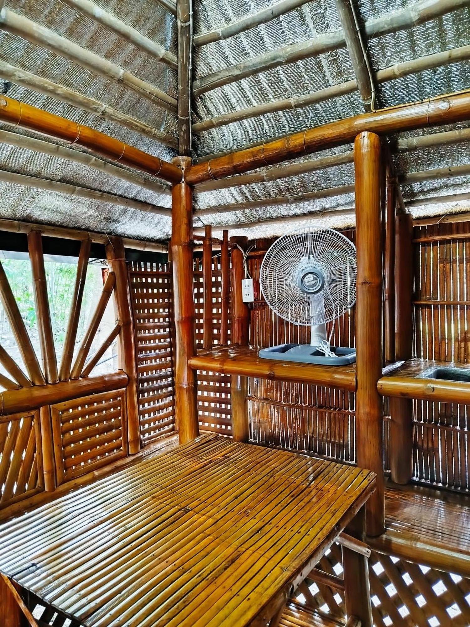 Rea'S Bamboo Resort Gabaldon Номер фото
